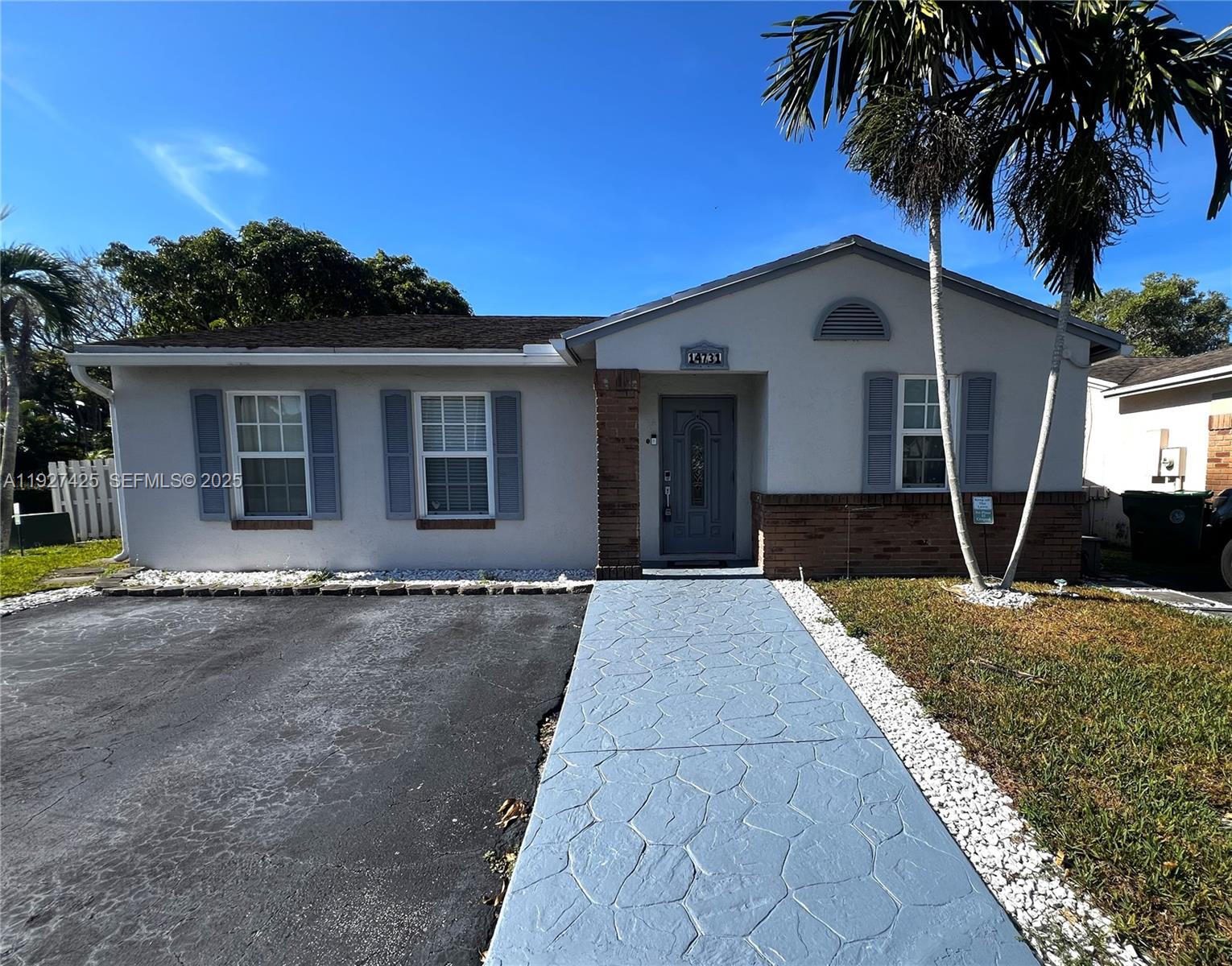 14731 N Beckley Sq Davie, FL 33325