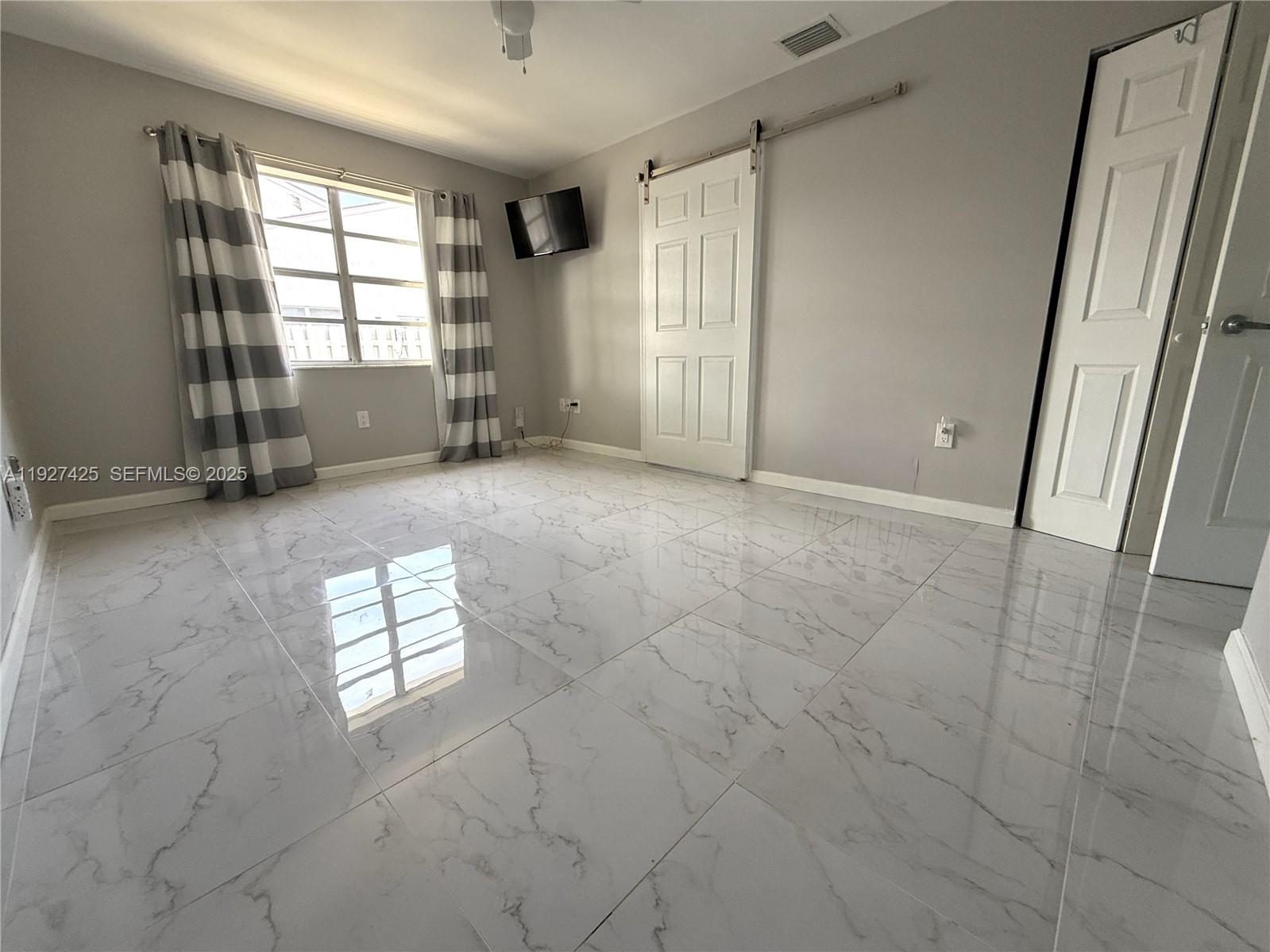 14731 N Beckley Sq Davie, FL 33325