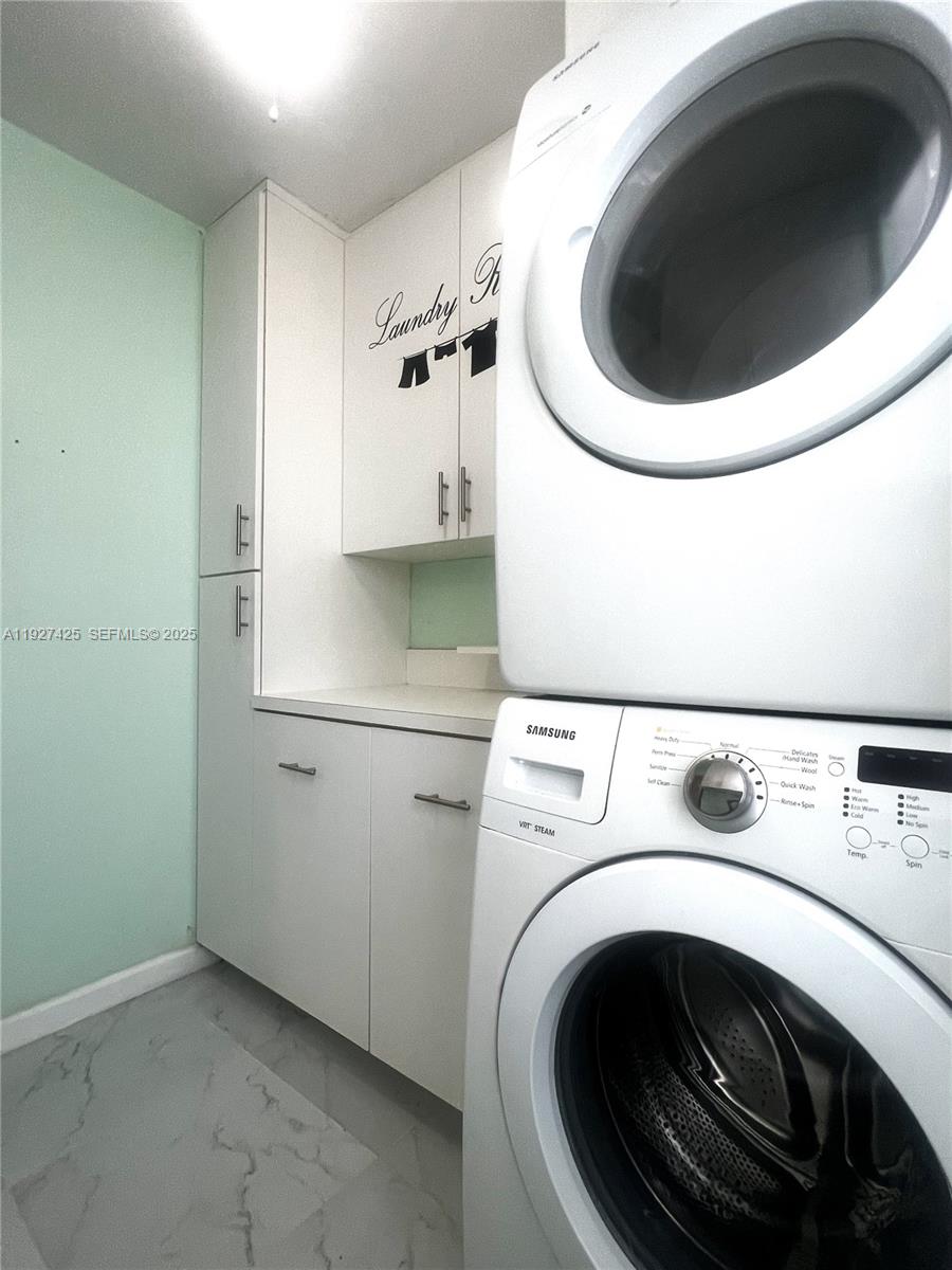 14731 N Beckley Sq Davie, FL 33325