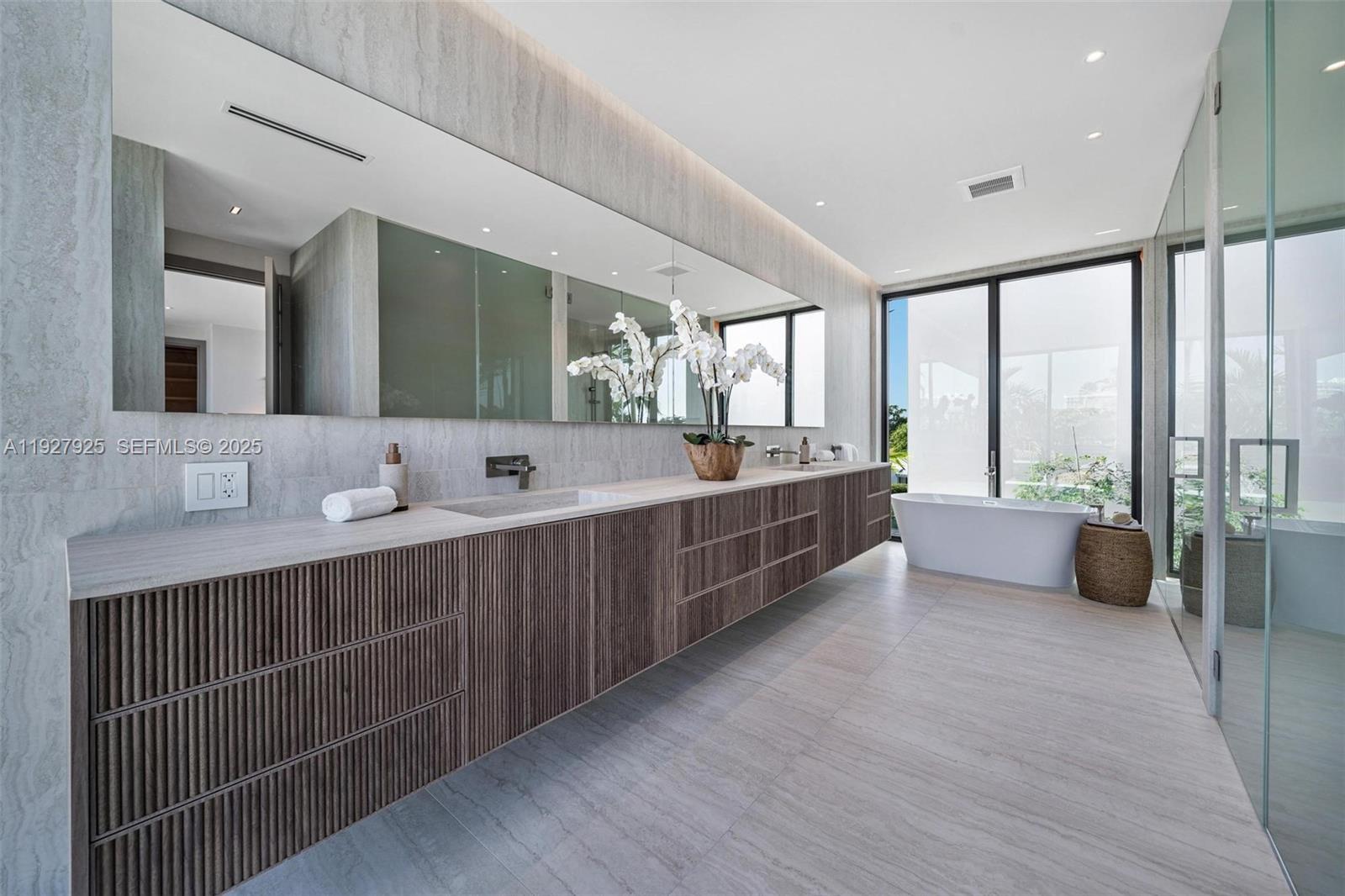 8935 Froude Ave Surfside, FL 33154