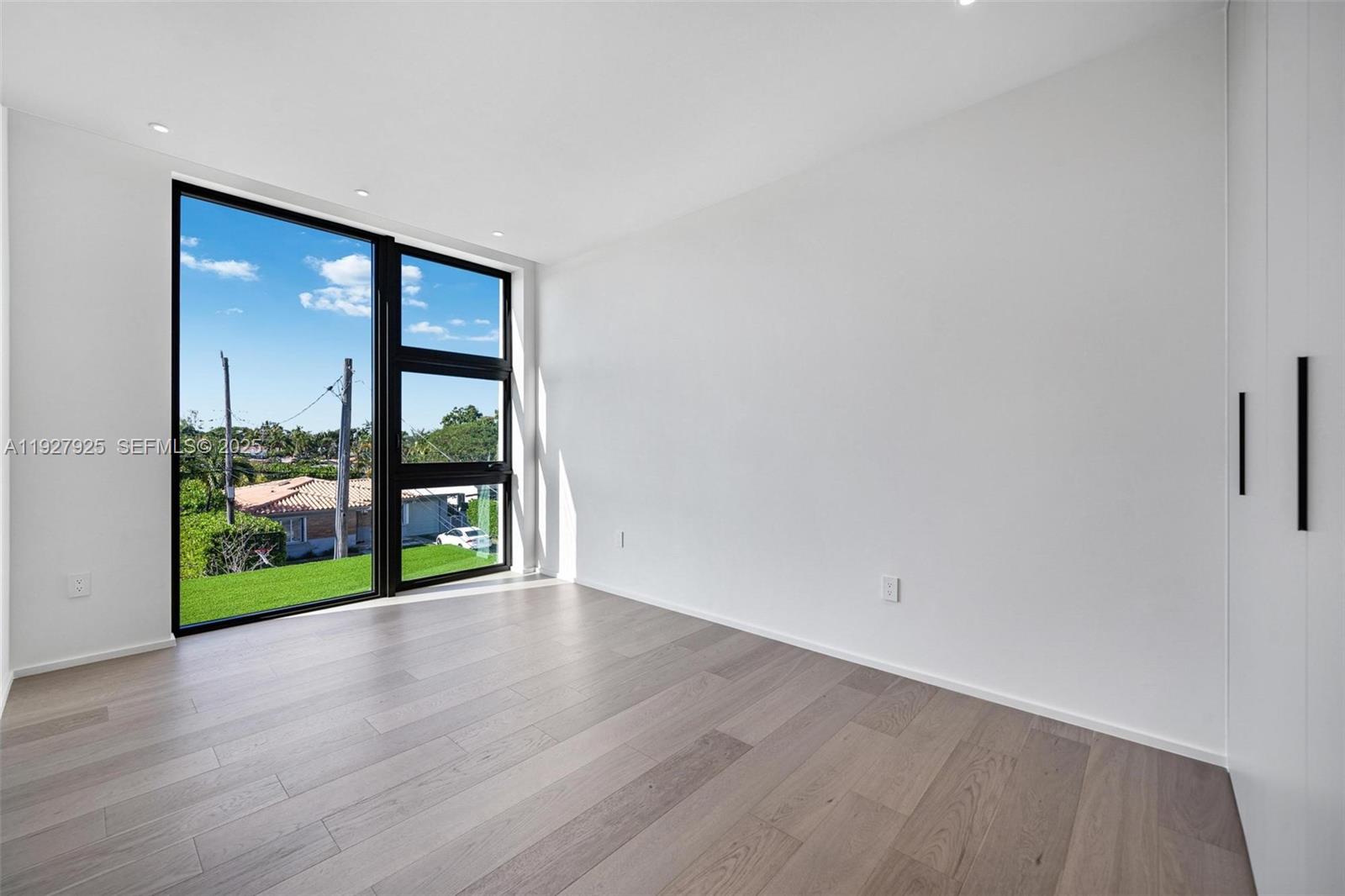 8935 Froude Ave Surfside, FL 33154