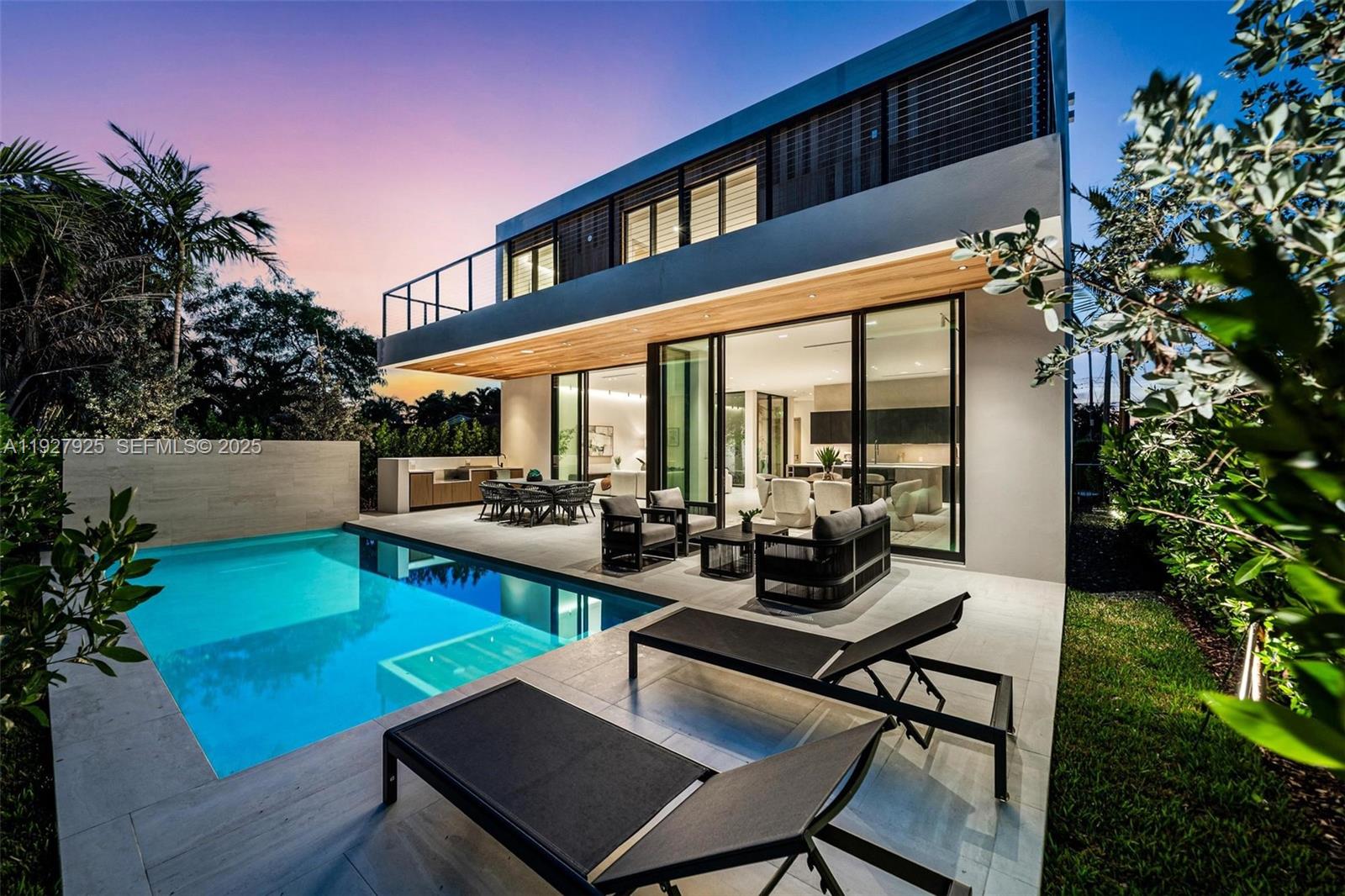 8935 Froude Ave Surfside, FL 33154