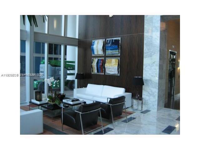 image Latitude on the River15