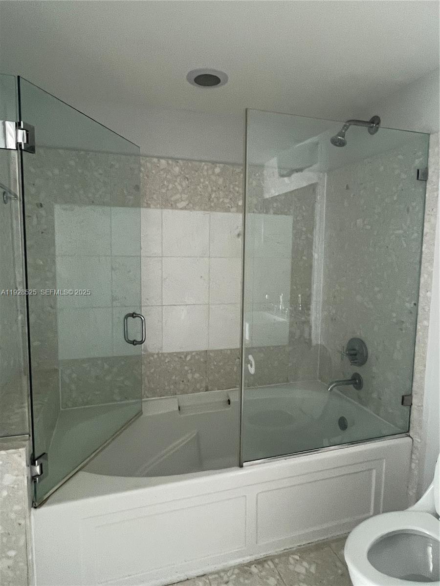 image Latitude on the River8