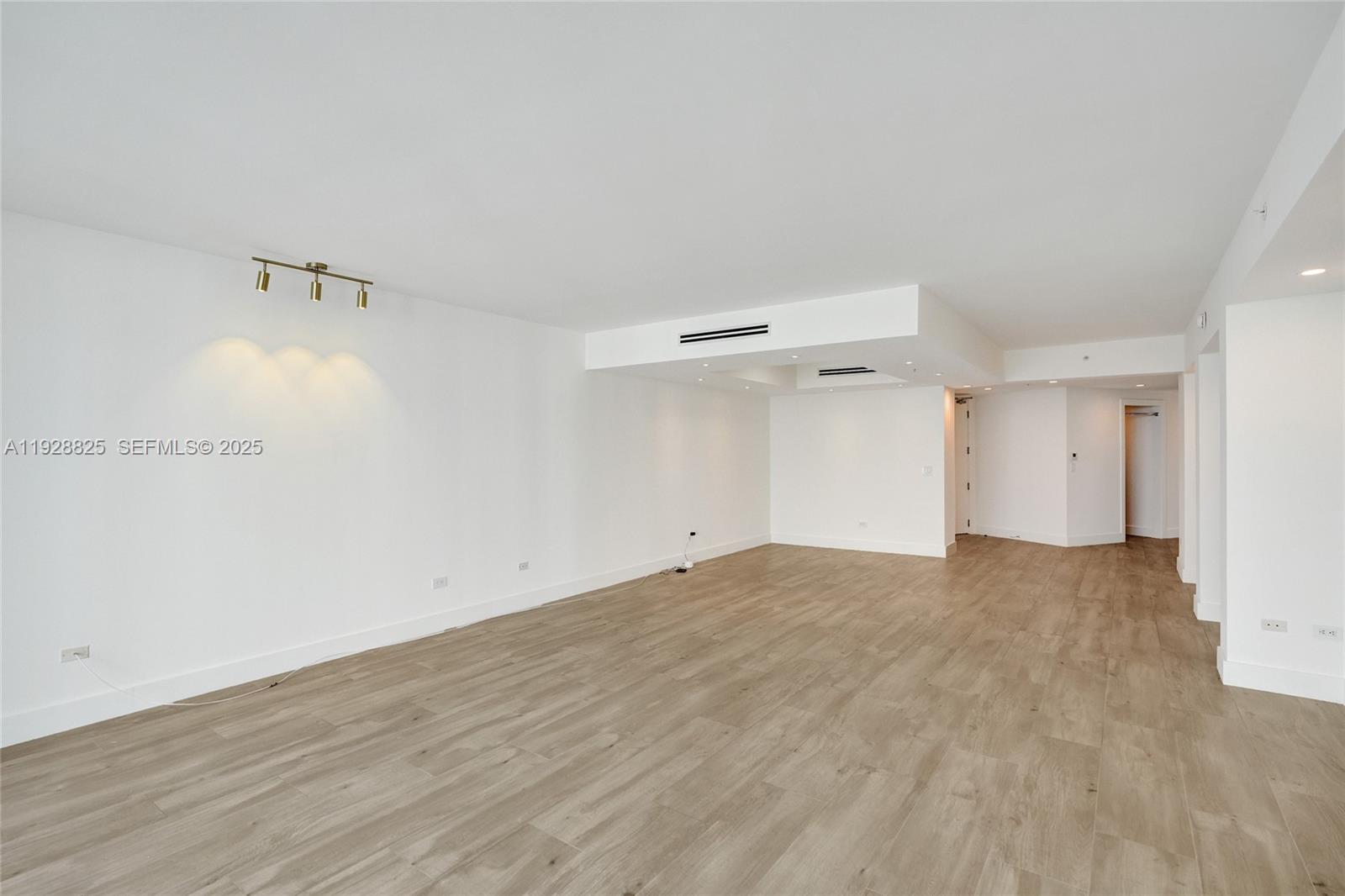 image Three Tequesta Point15