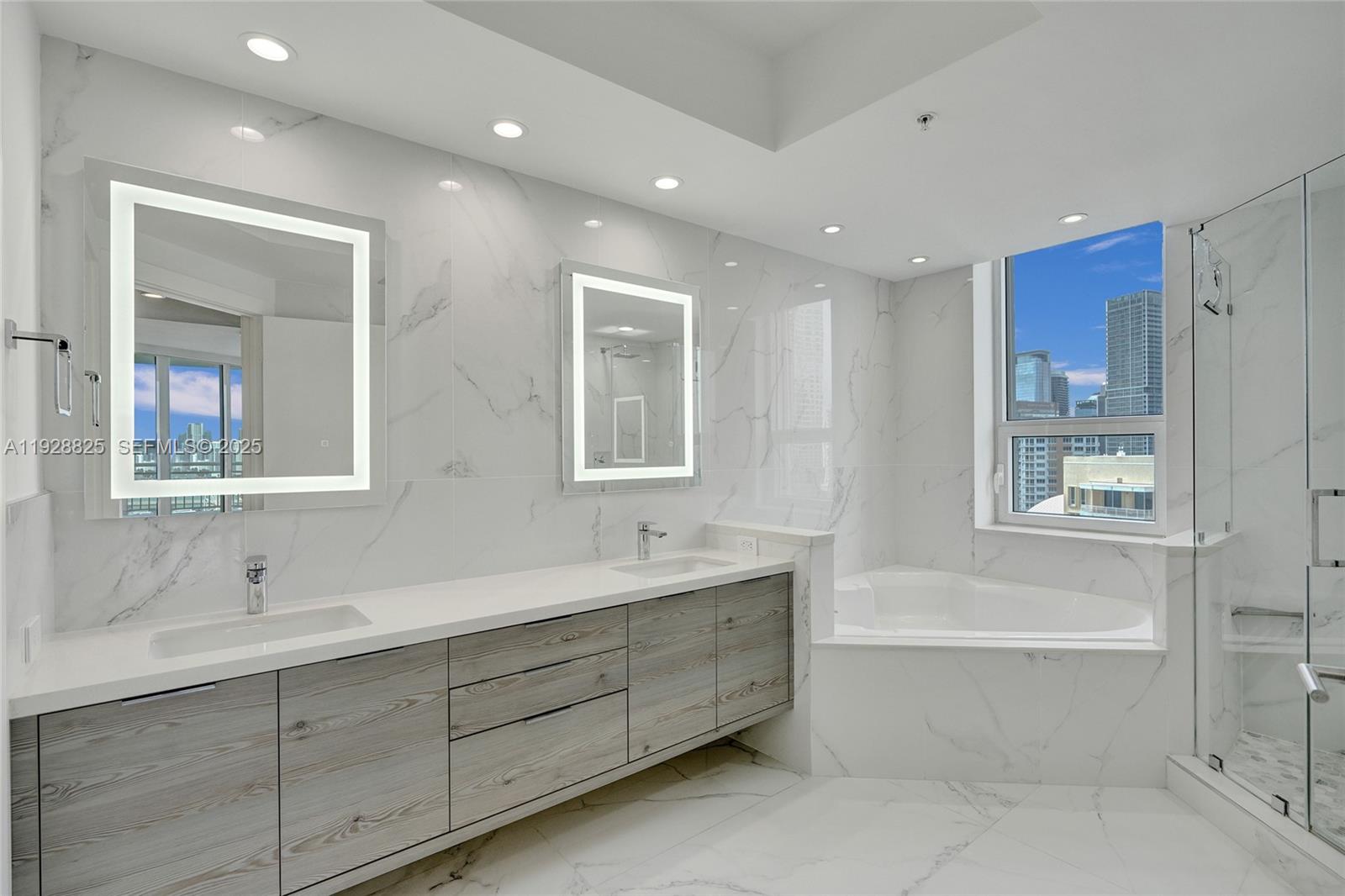 image Three Tequesta Point34