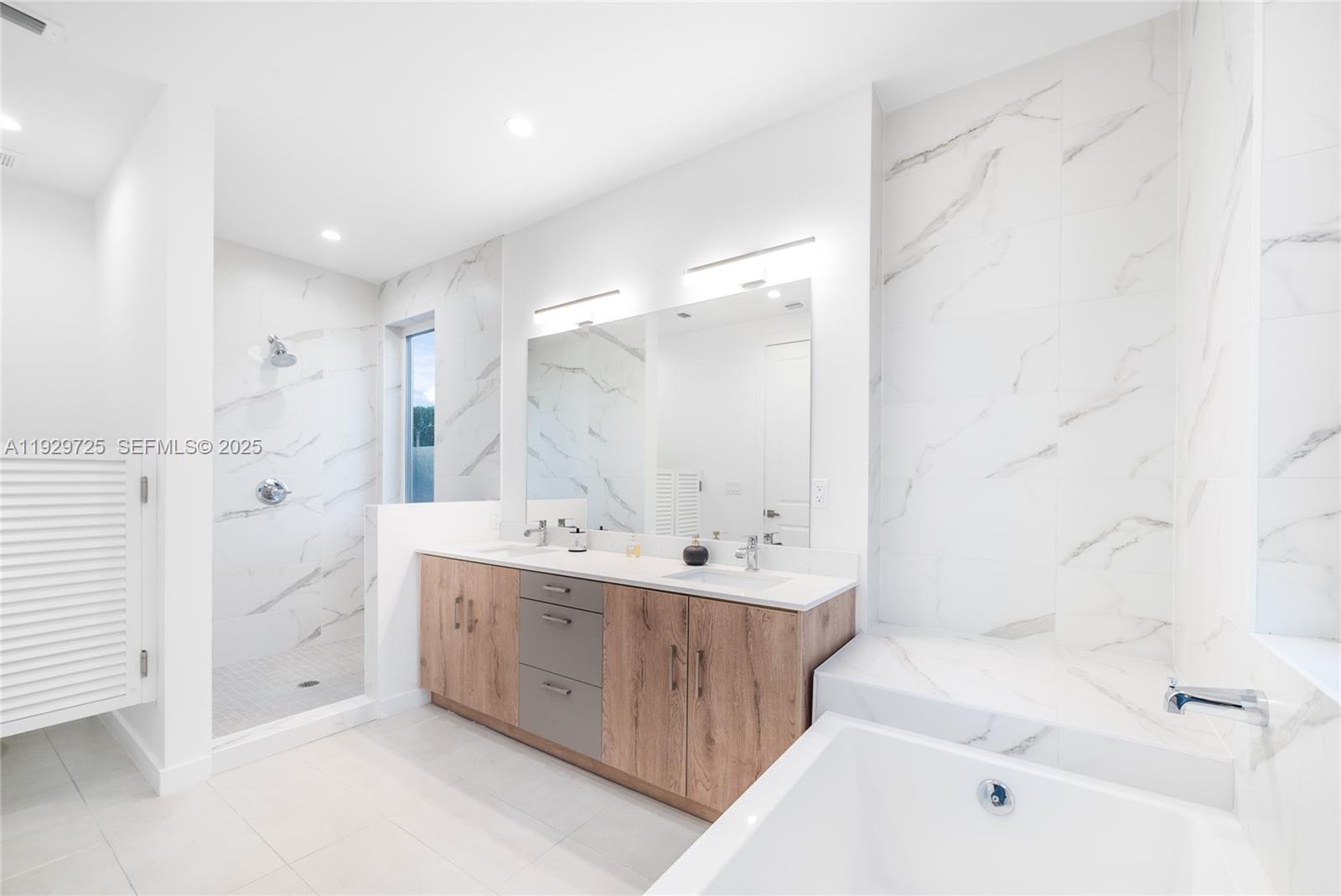 2756 SW 34th Ct #B Miami, FL 33133