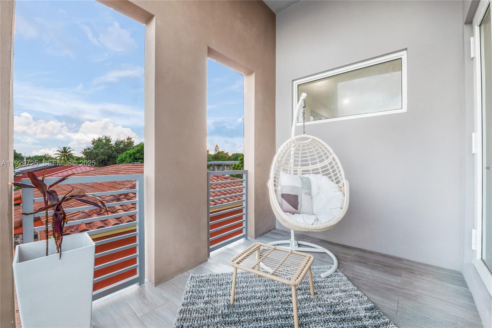 2756 SW 34th Ct #B Miami, FL 33133