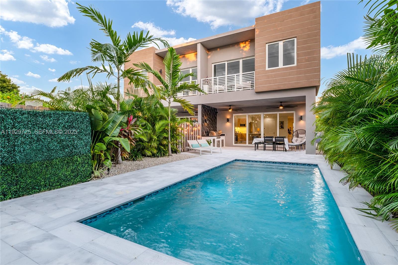 2756 SW 34th Ct #B Miami, FL 33133