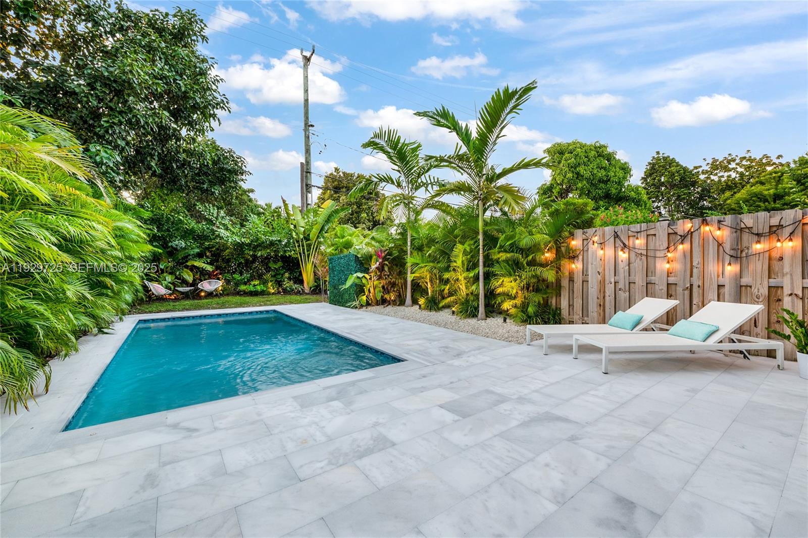 2756 SW 34th Ct #B Miami, FL 33133