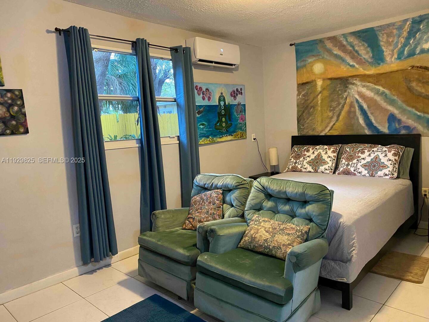 1760 NE 144th St Miami, FL 33181