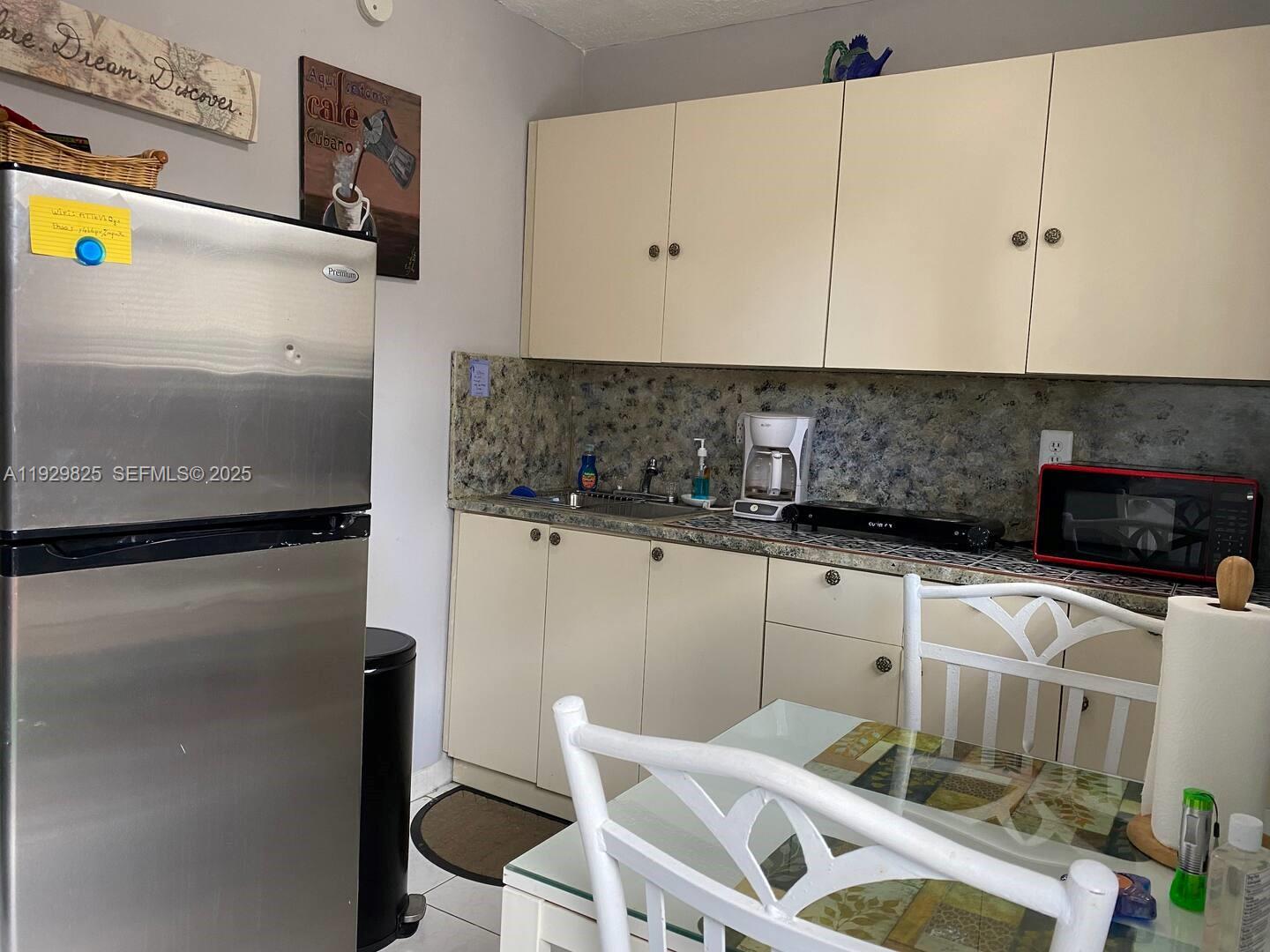 1760 NE 144th St Miami, FL 33181