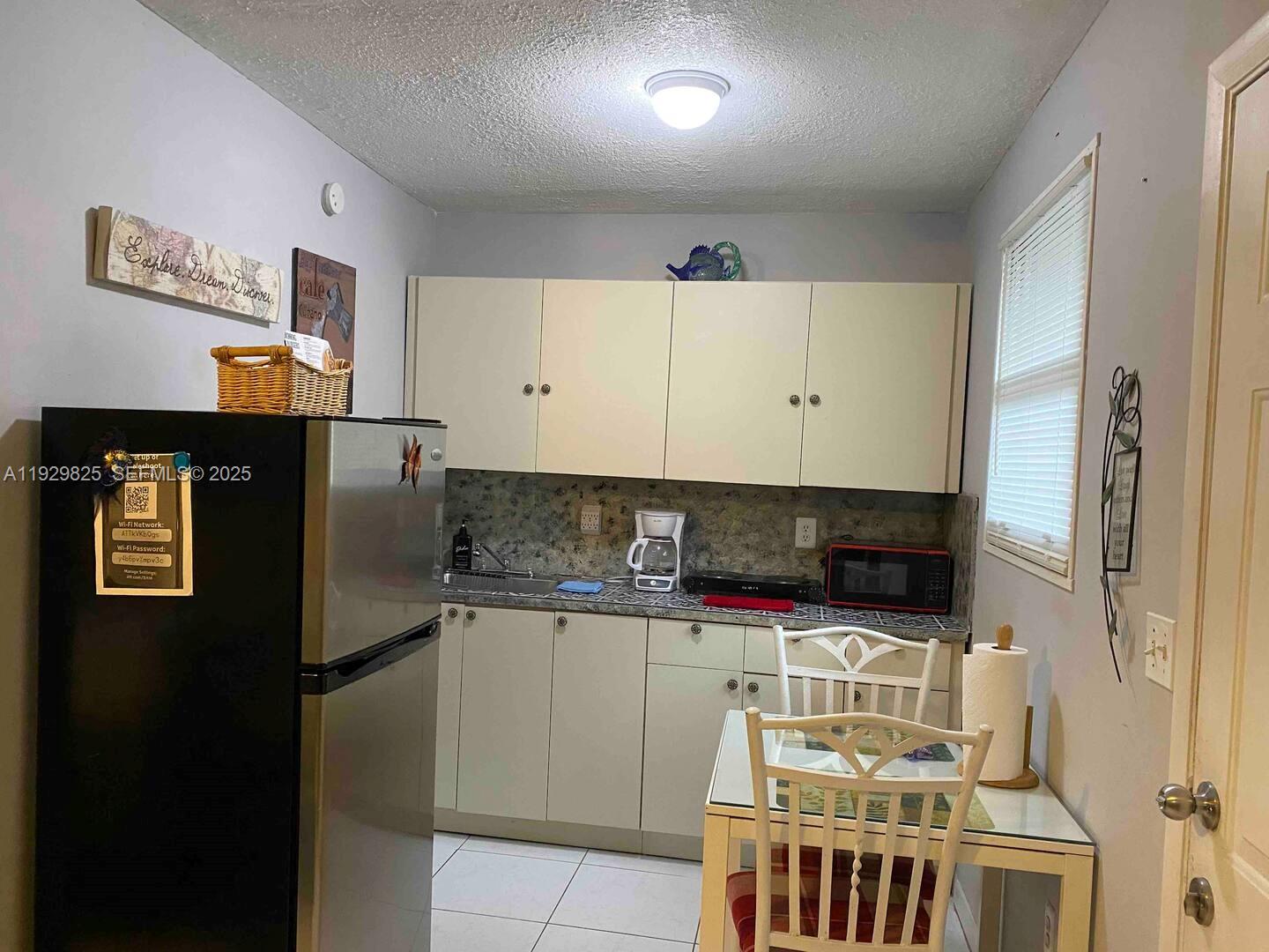 1760 NE 144th St Miami, FL 33181