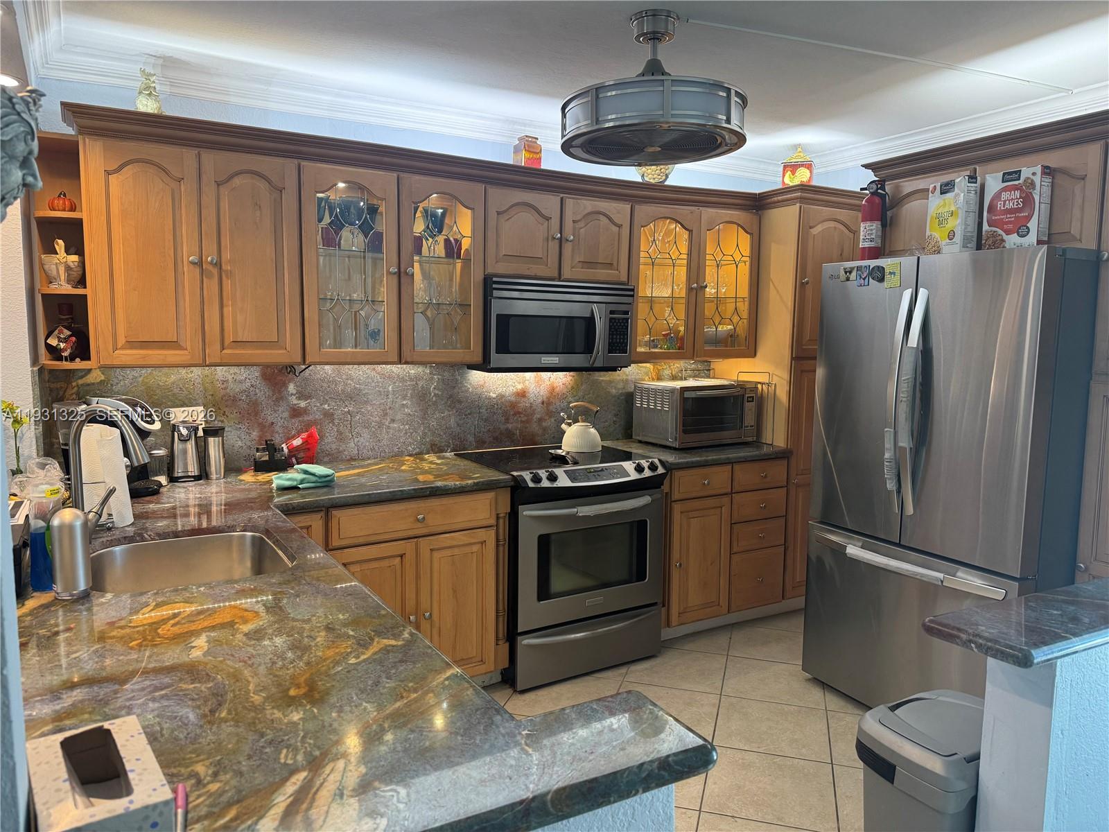 2731 NE 14th St Cswy #324