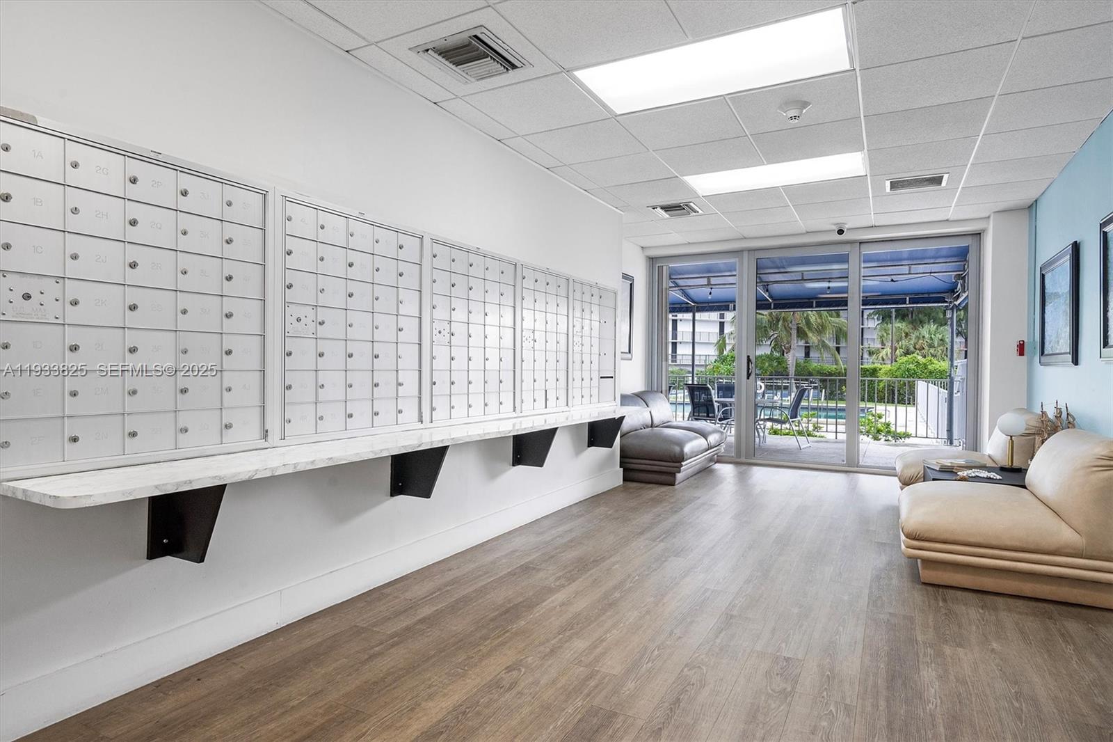 880 NE 69th St #2K Miami, FL 33138