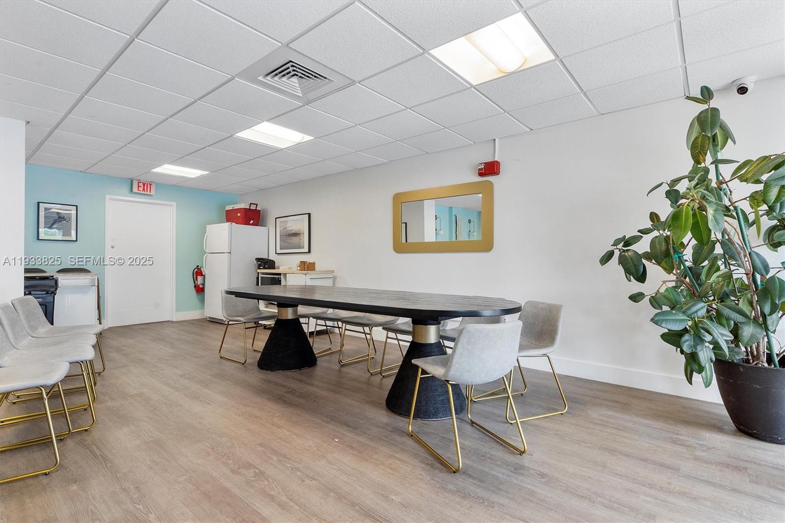 880 NE 69th St #2K Miami, FL 33138