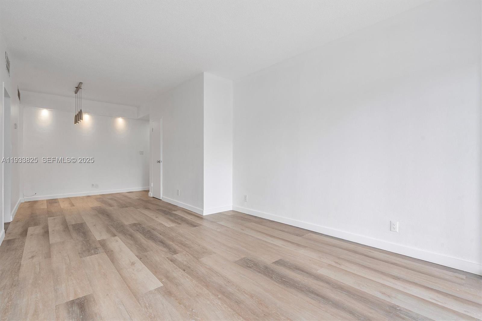 880 NE 69th St #2K Miami, FL 33138