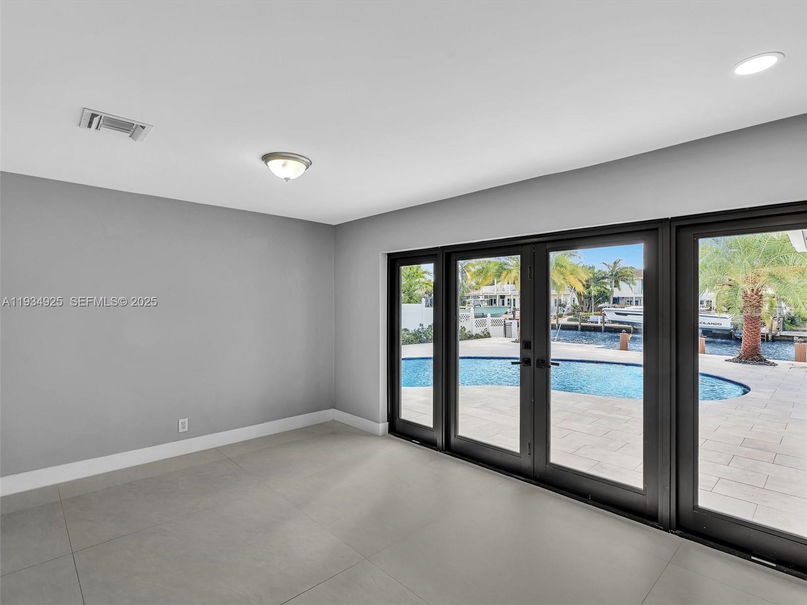 2310 NE 48th Ct Lighthouse Point, FL 33064