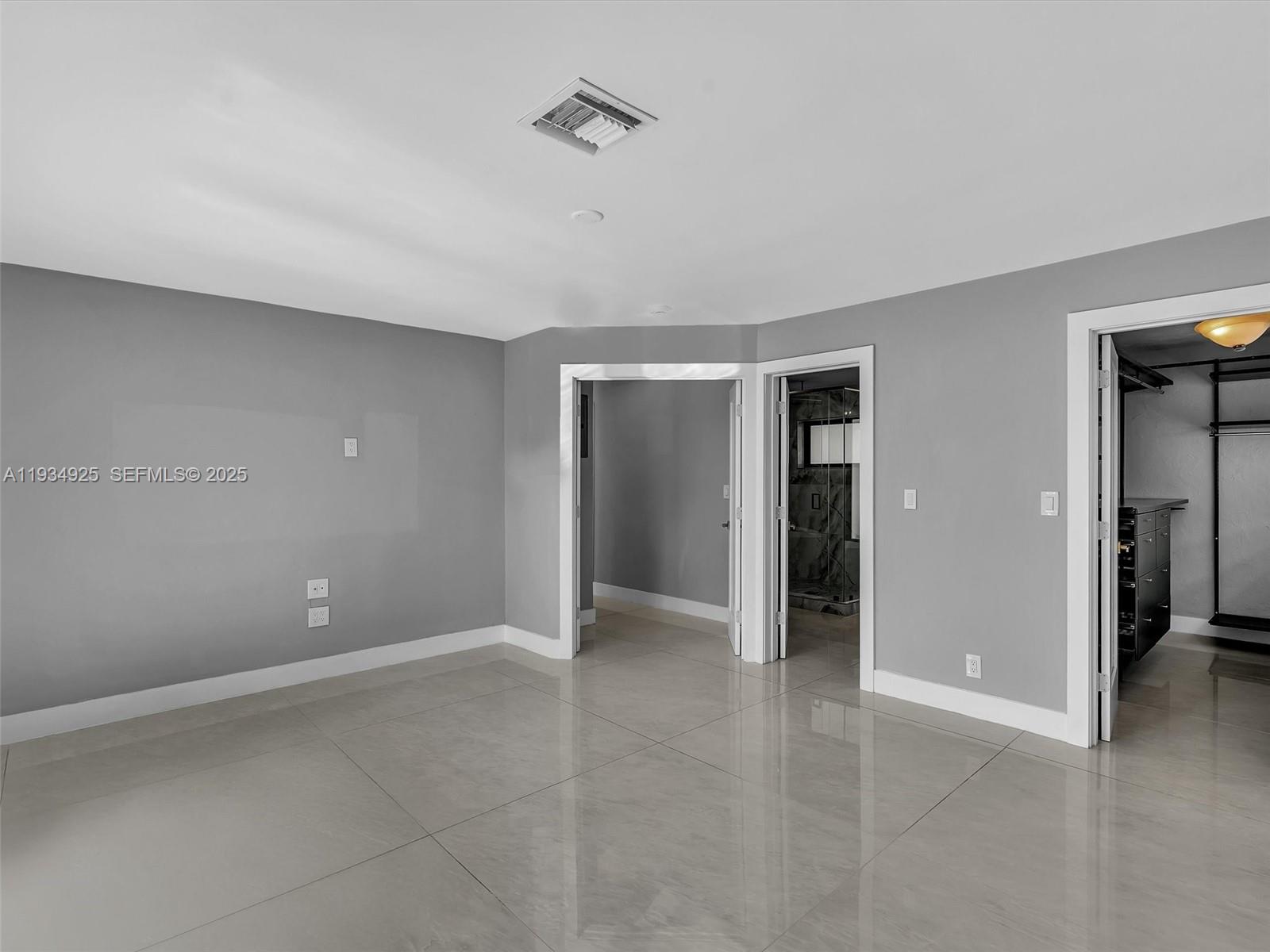 2310 NE 48th Ct Lighthouse Point, FL 33064