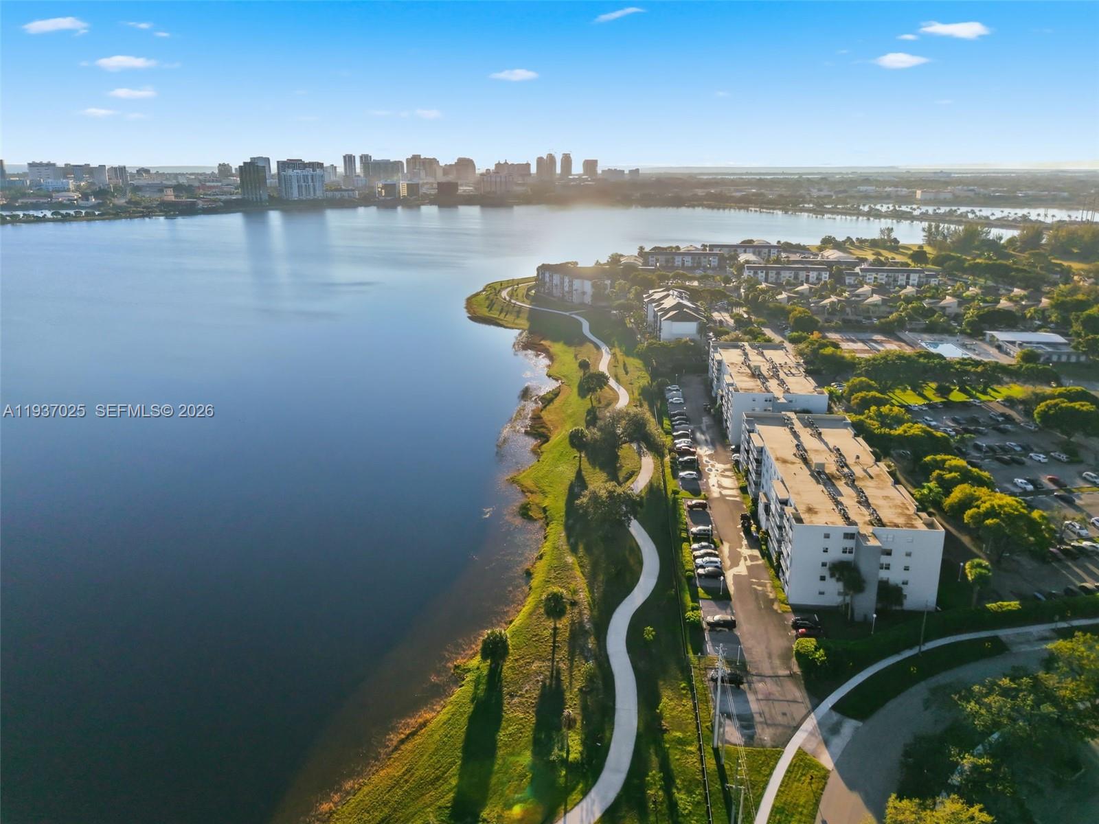 480 Executive Ctr Dr #3C West Palm Beach, FL 33401