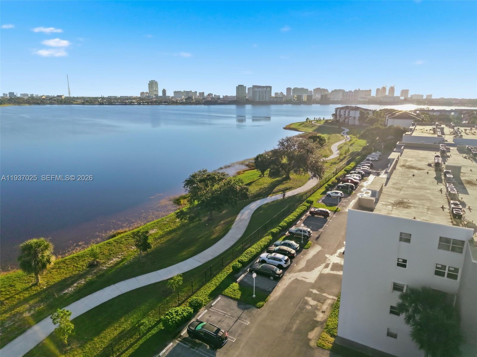 480 Executive Ctr Dr #3C West Palm Beach, FL 33401