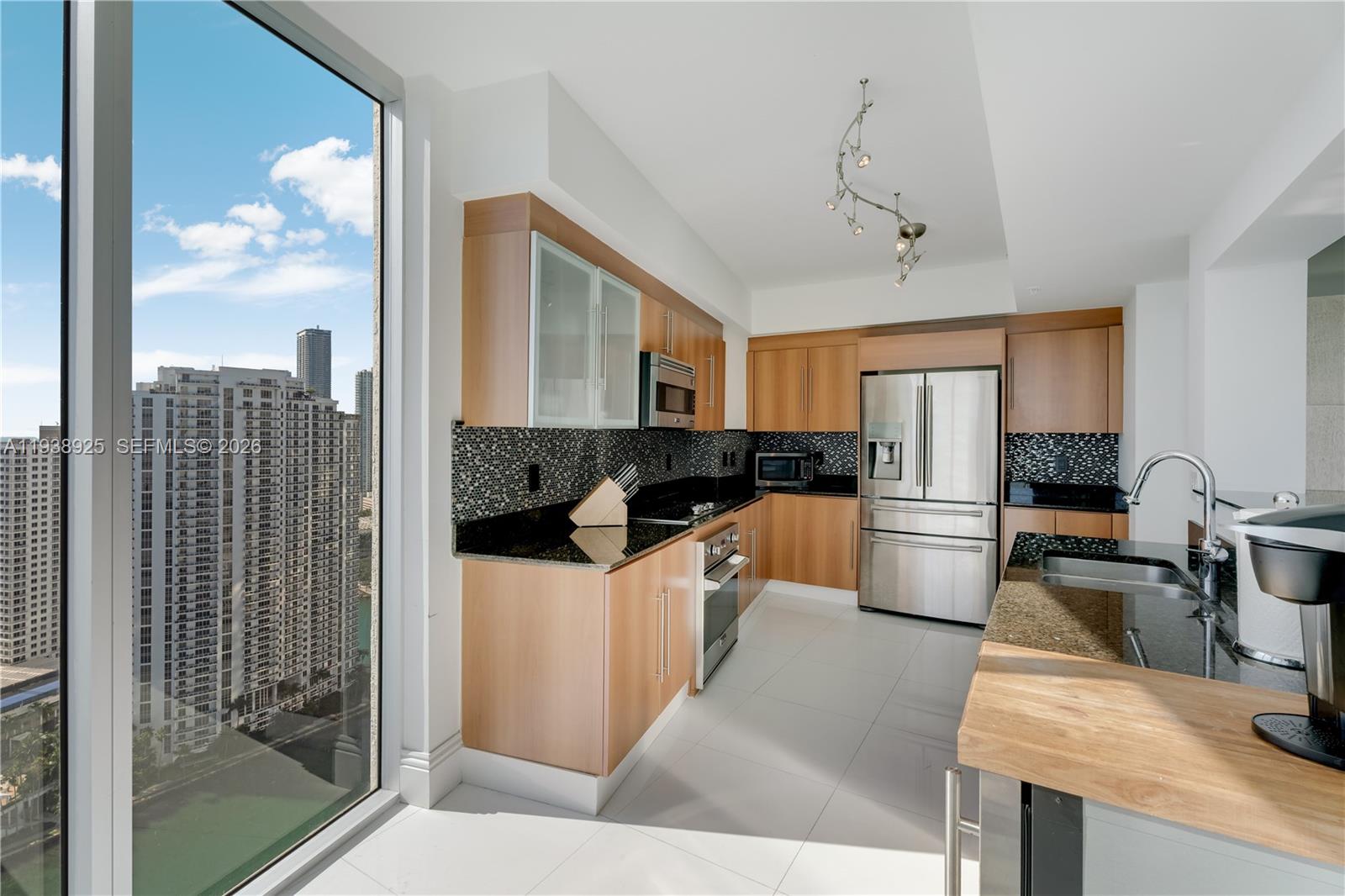 image One Miami West Condo7