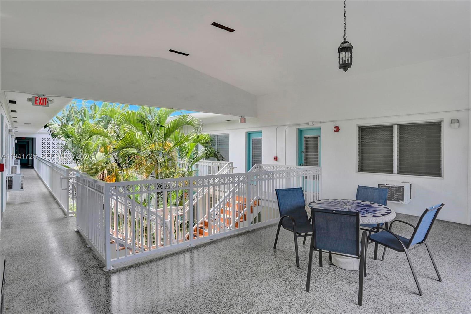 350 Collins Ave #310 Miami Beach, FL 33139