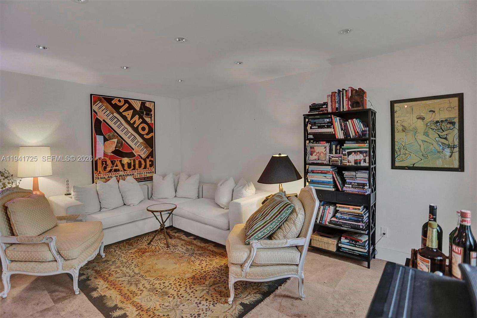 350 Collins Ave #310 Miami Beach, FL 33139