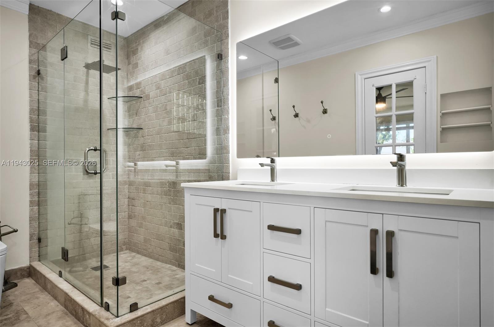 7695 SW 142nd St Palmetto Bay, FL 33158