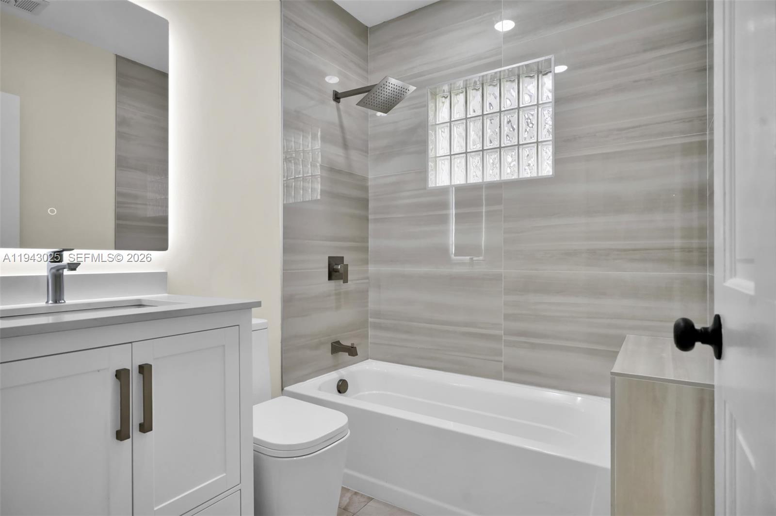 7695 SW 142nd St Palmetto Bay, FL 33158