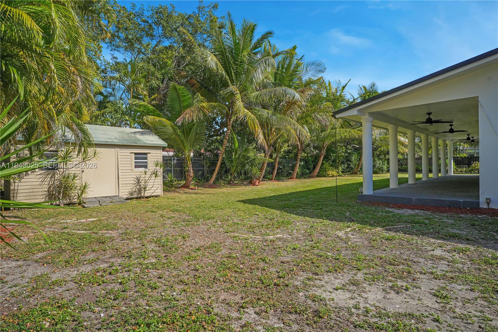 7695 SW 142nd St Palmetto Bay, FL 33158