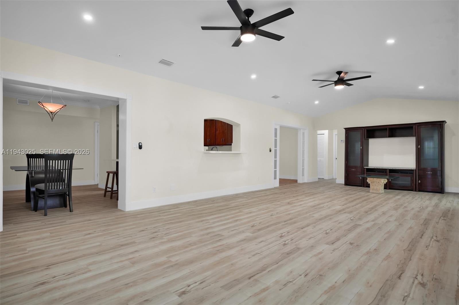 7695 SW 142nd St Palmetto Bay, FL 33158