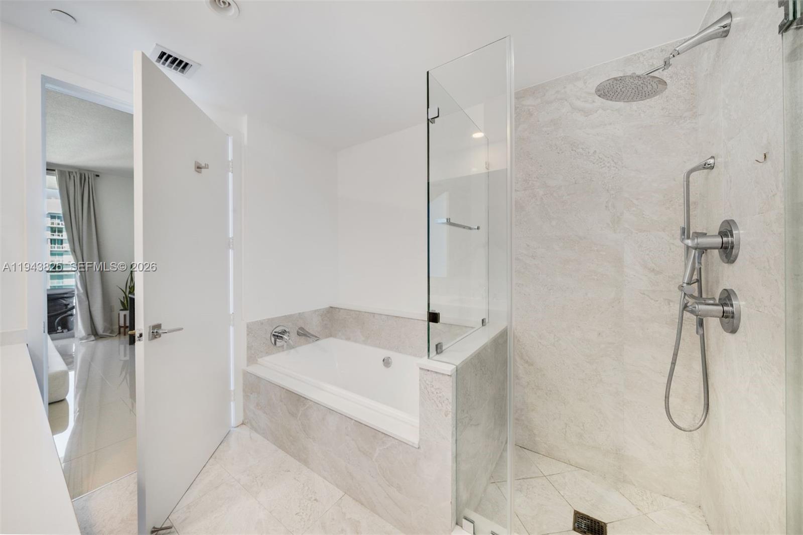 488 NE 18th St #4805 Miami, FL 33132