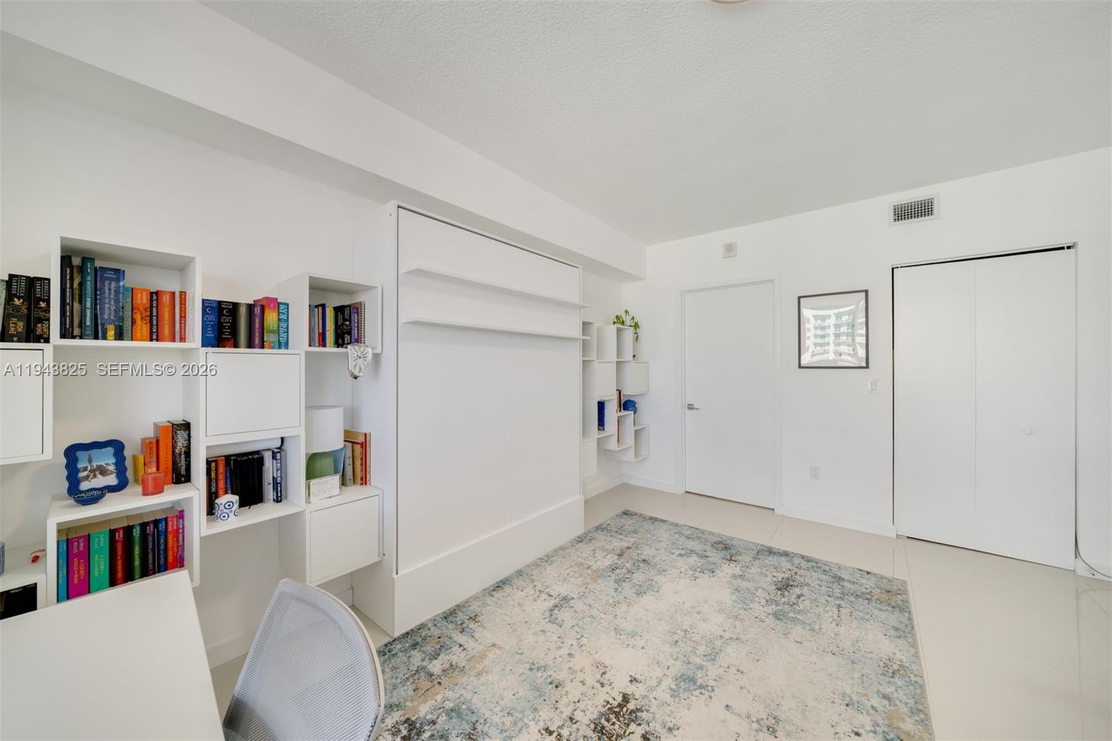 488 NE 18th St #4805 Miami, FL 33132