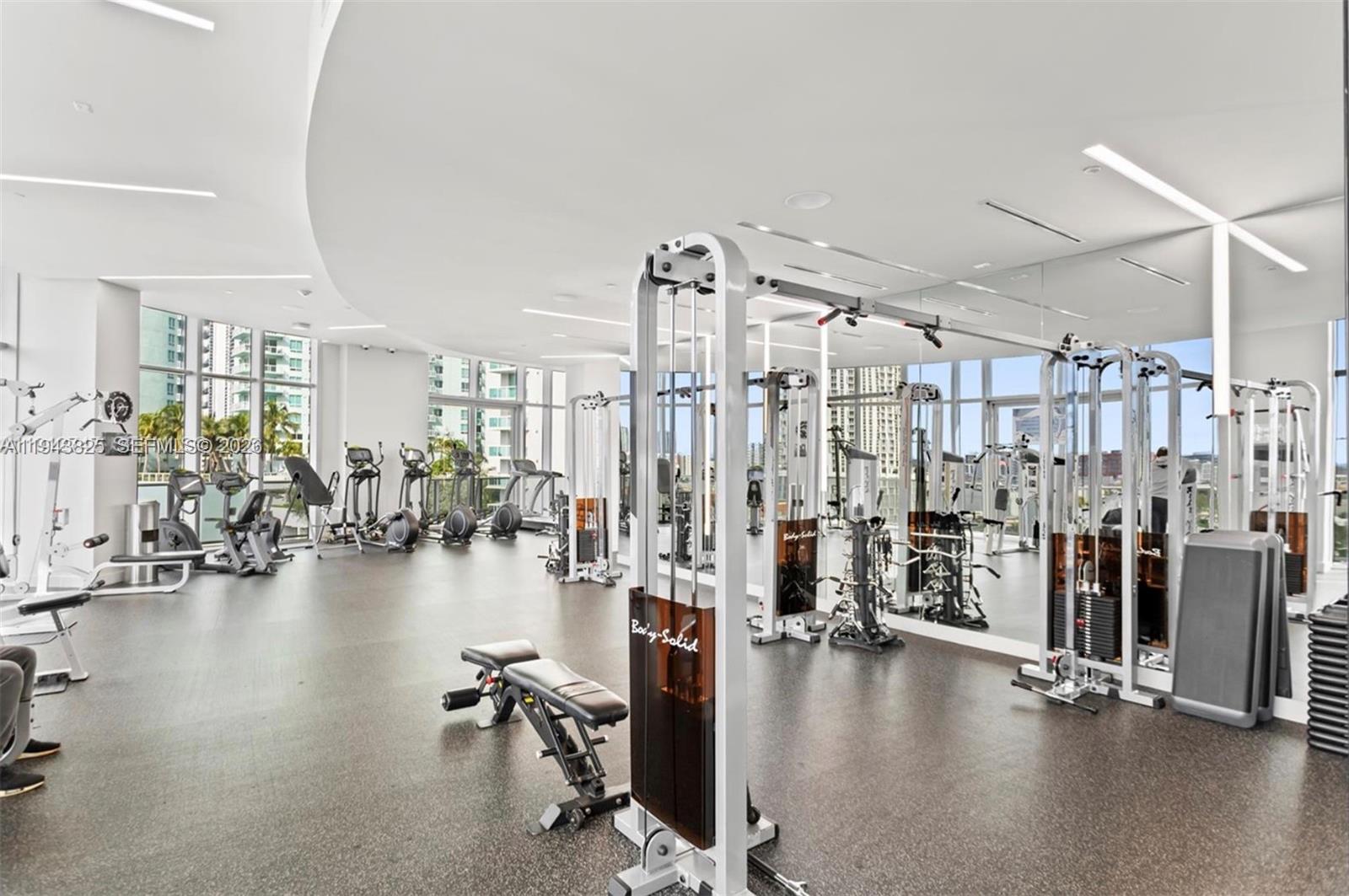 488 NE 18th St #4805 Miami, FL 33132