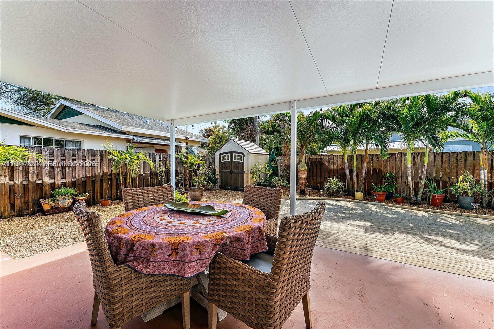 324 Tequesta Tequesta, FL 33469