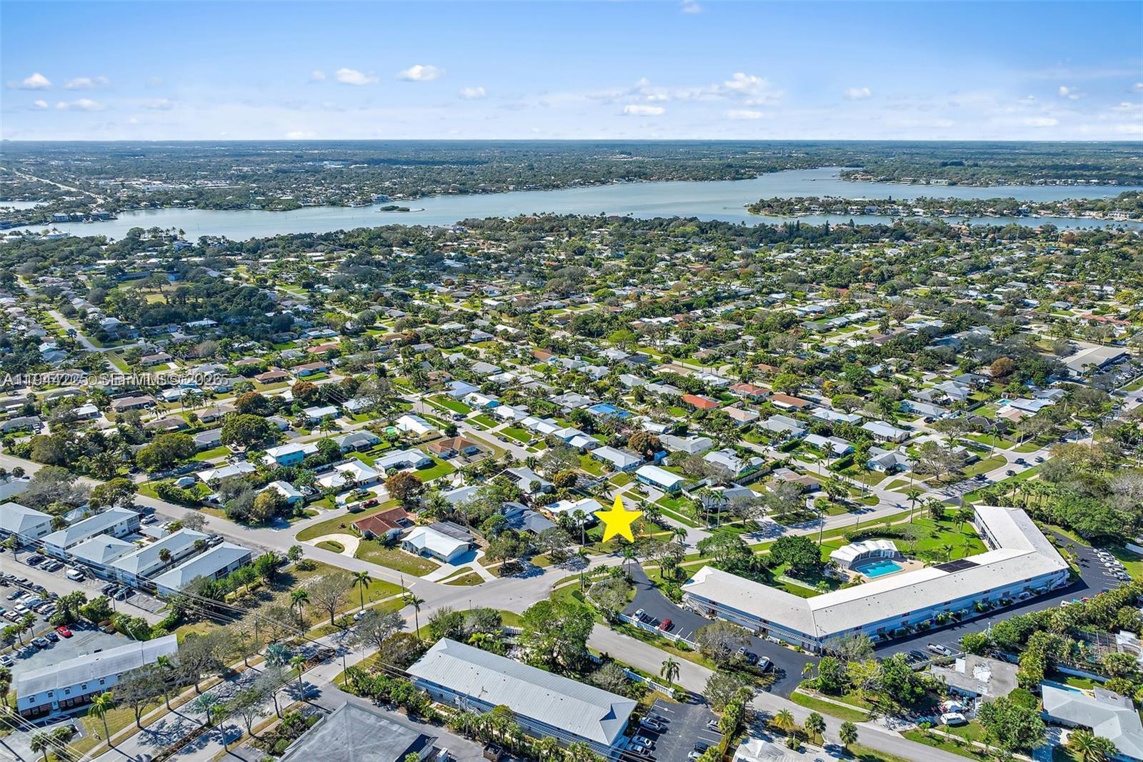 324 Tequesta Tequesta, FL 33469