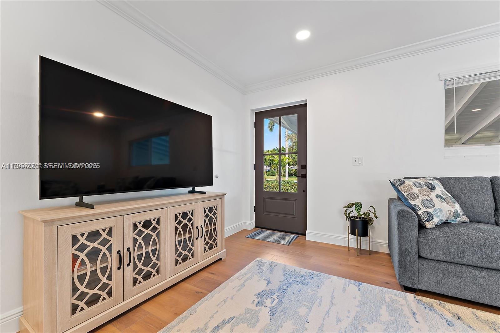 324 Tequesta Tequesta, FL 33469