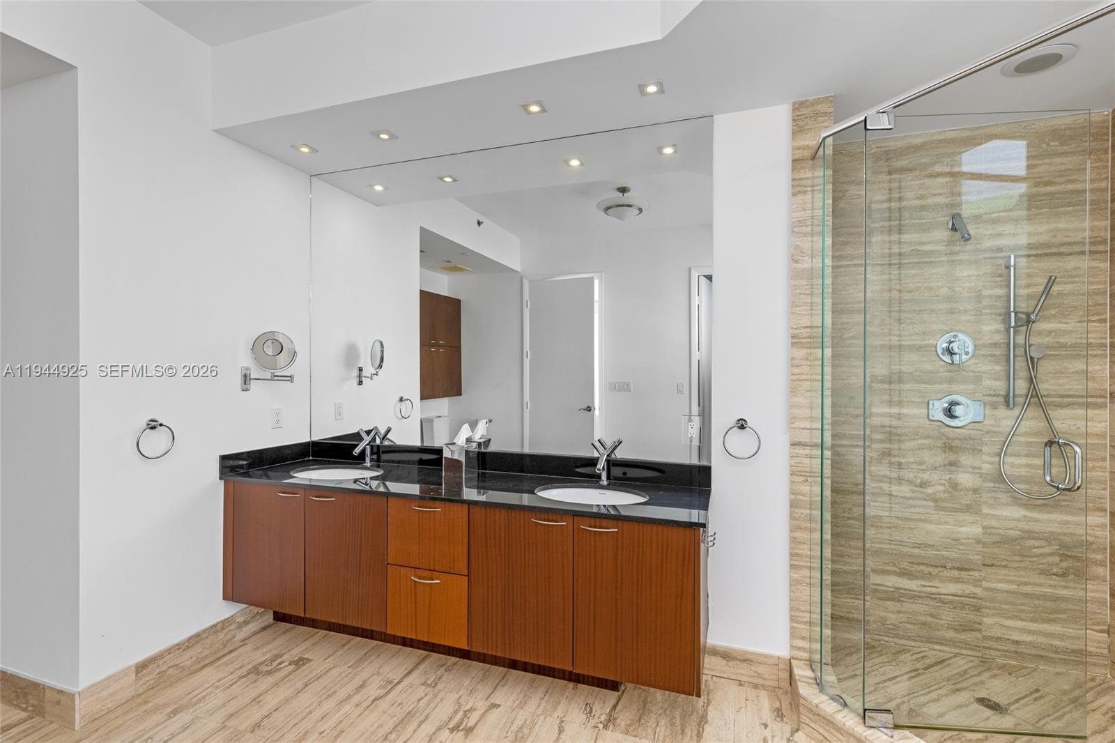 image Trump Tower I21