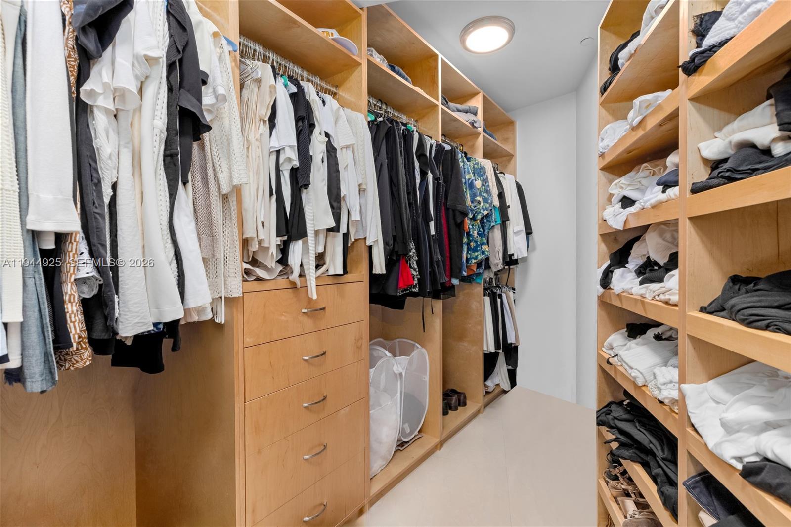 image Trump Tower I24