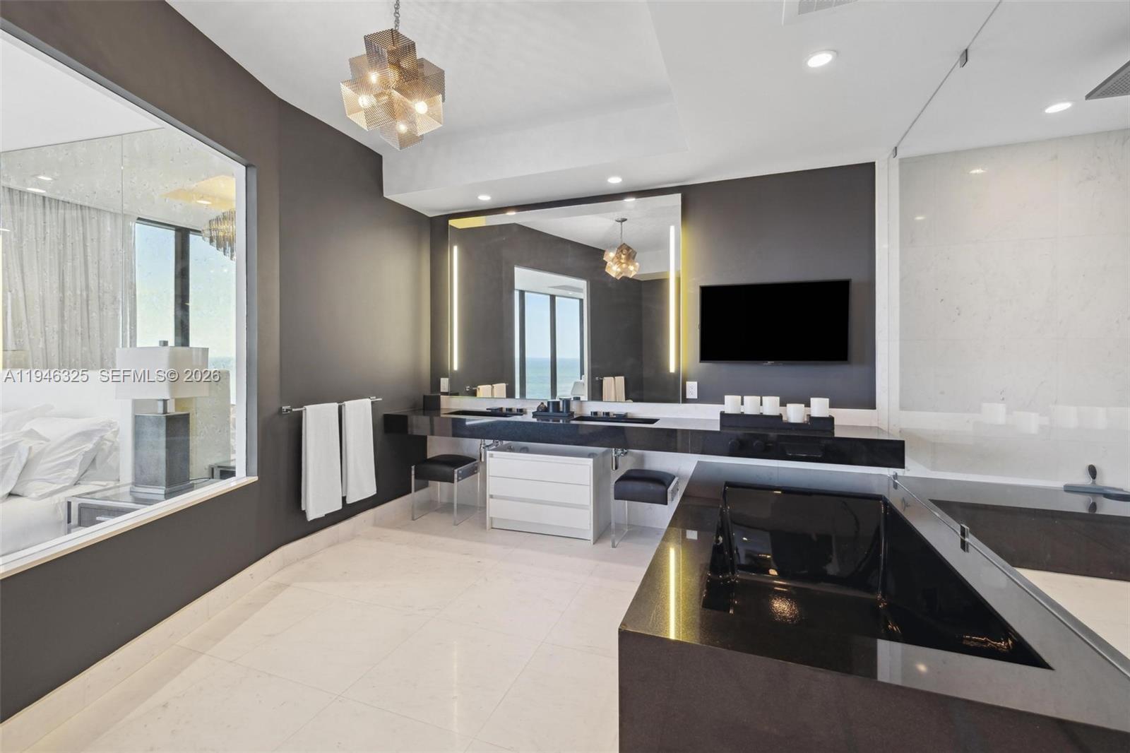 18555 Collins Ave #2601 Sunny Isles Beach, FL 33160