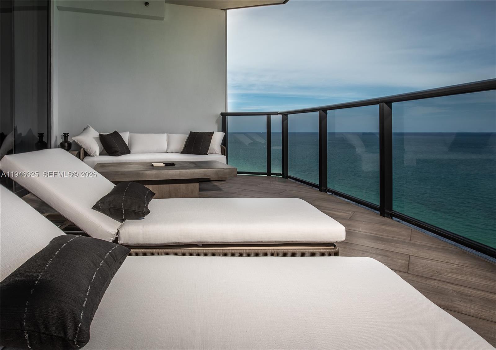 18555 Collins Ave #2601 Sunny Isles Beach, FL 33160