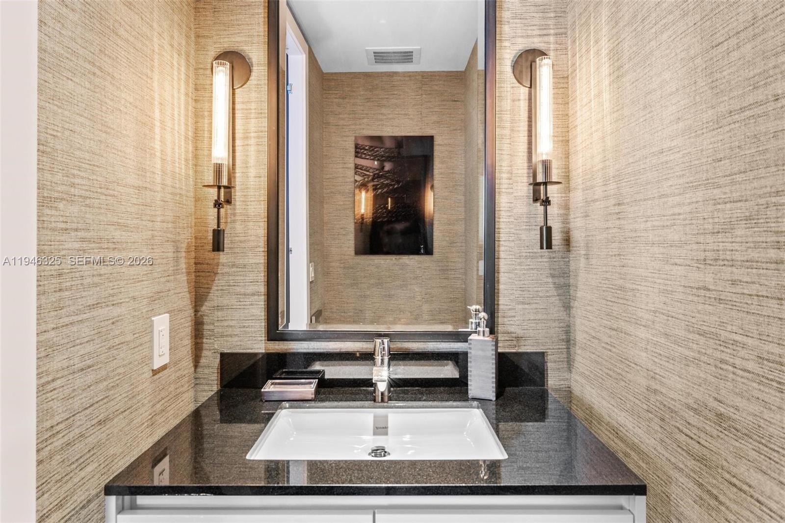 18555 Collins Ave #2601 Sunny Isles Beach, FL 33160