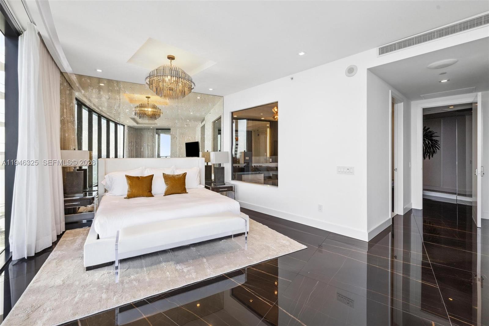 18555 Collins Ave #2601 Sunny Isles Beach, FL 33160