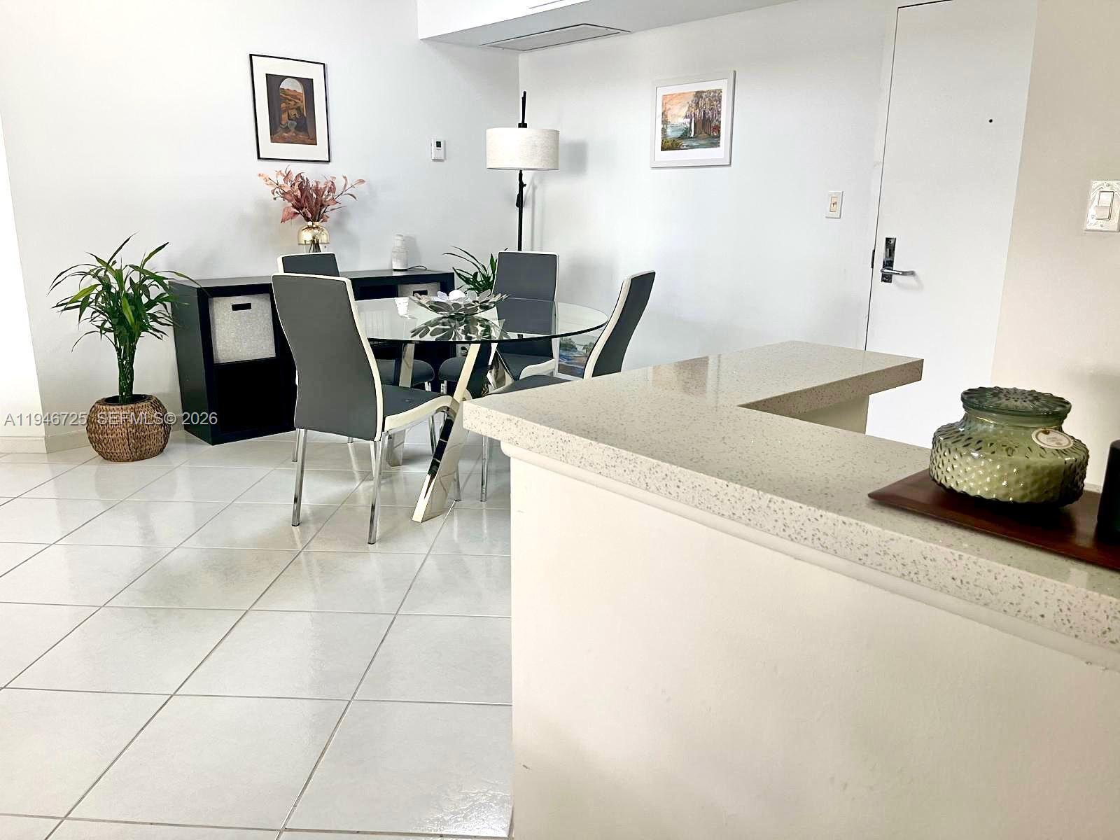 3530 Mystic Pointe Dr #1412 Aventura, FL 33180