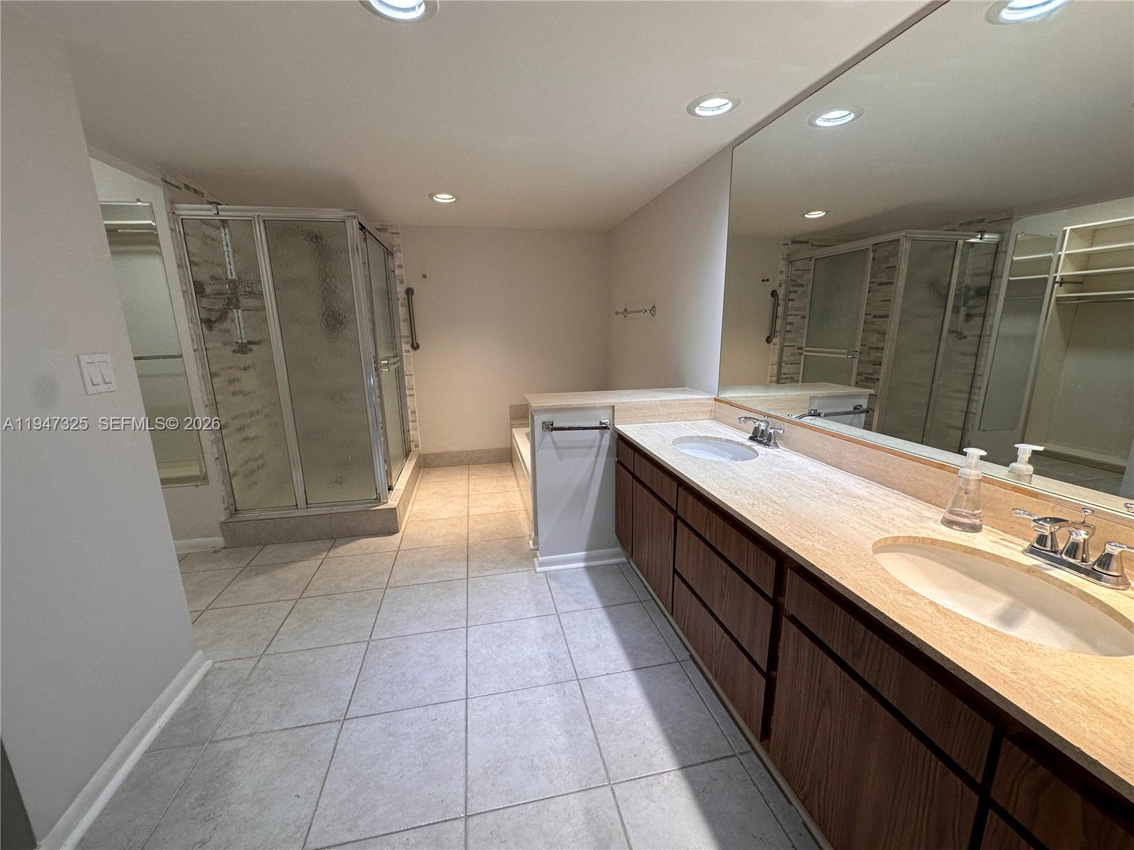 600 Biltmore Way #318 Coral Gables, FL 33134