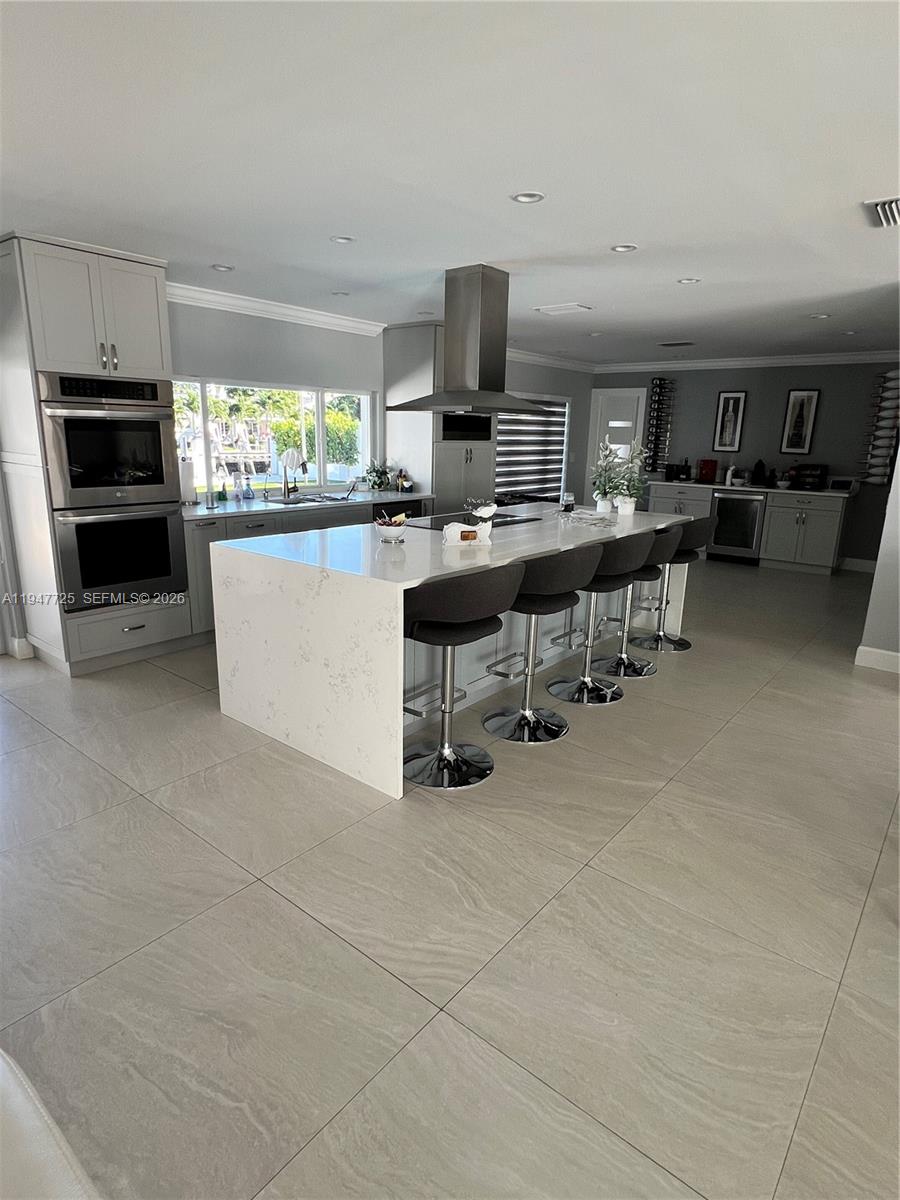 5510 Bayview Dr Fort Lauderdale, FL 33308