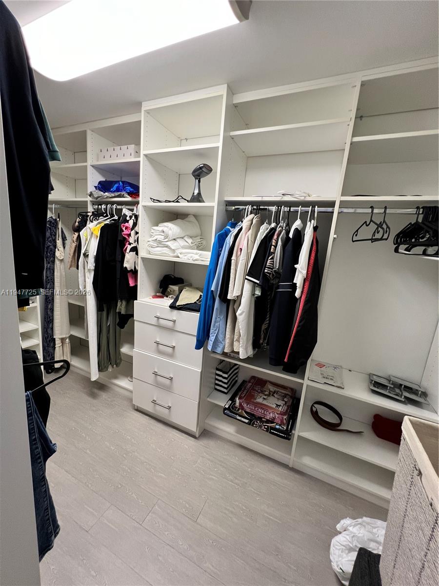 5510 Bayview Dr Fort Lauderdale, FL 33308