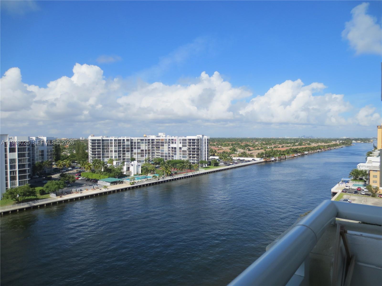 3000 S Ocean Dr #904