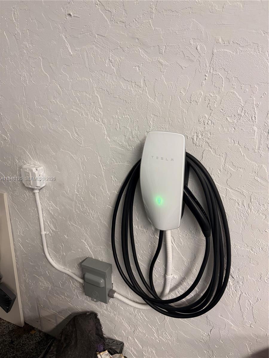 423 NW 48th Ave Deerfield Beach, FL 33442